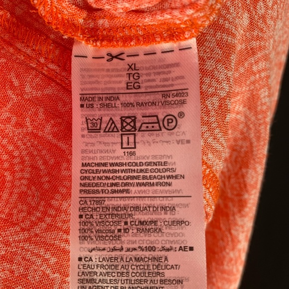 Old Navy orange paisley butterfly sleeve with tags XL - Picture 4 of 6